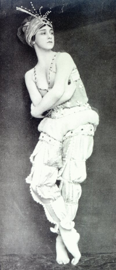 Tamara Karsavina in the role of Zobeide from the ballet 